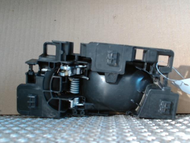 Maniglia interna posteriore sinistra CITROEN C3 3 PHASE 1 Diésel - 1