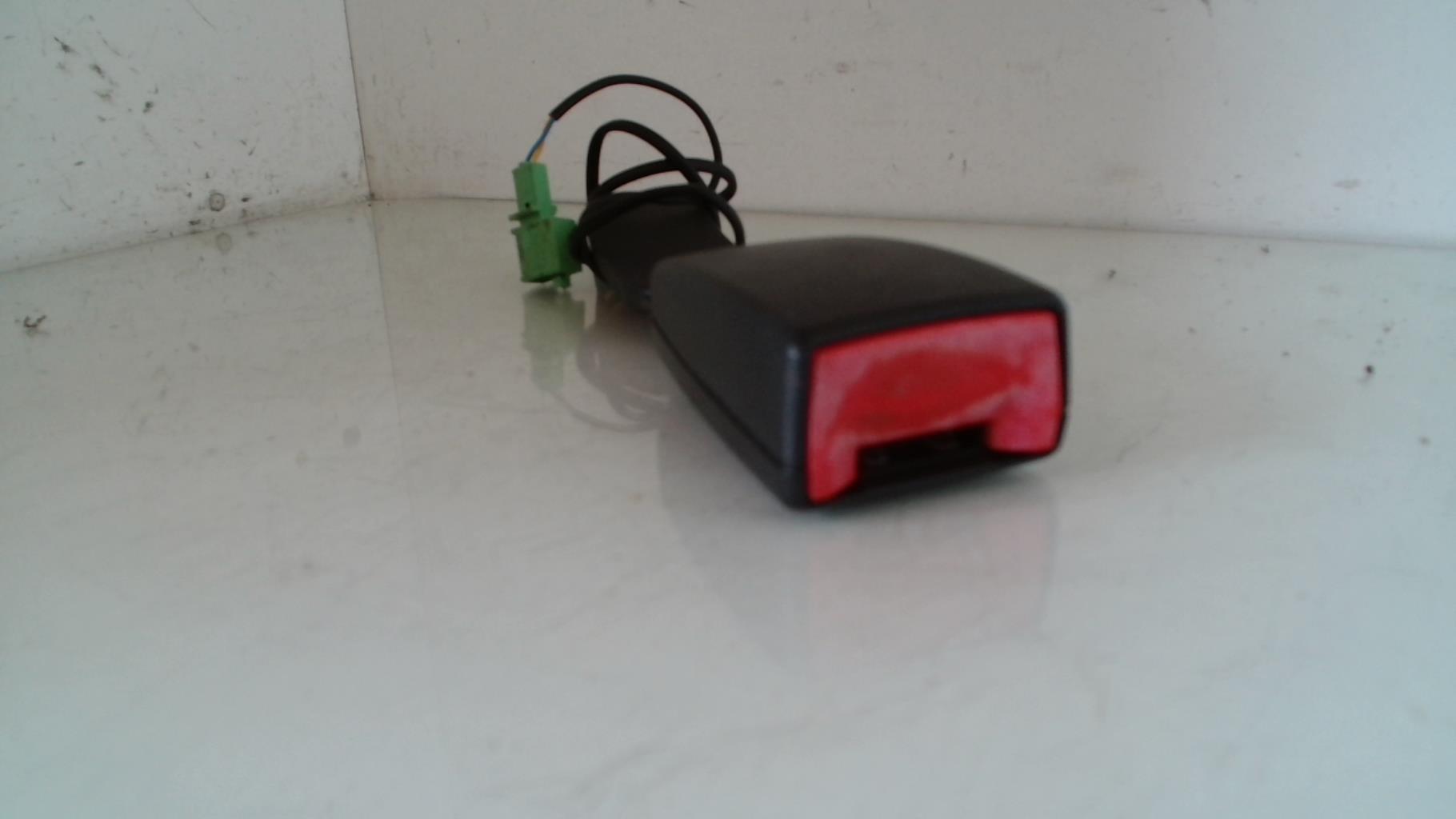 Aggancio cintura sicurezza anteriore destro SEAT IBIZA 4 PHASE 1 Diésel - 1