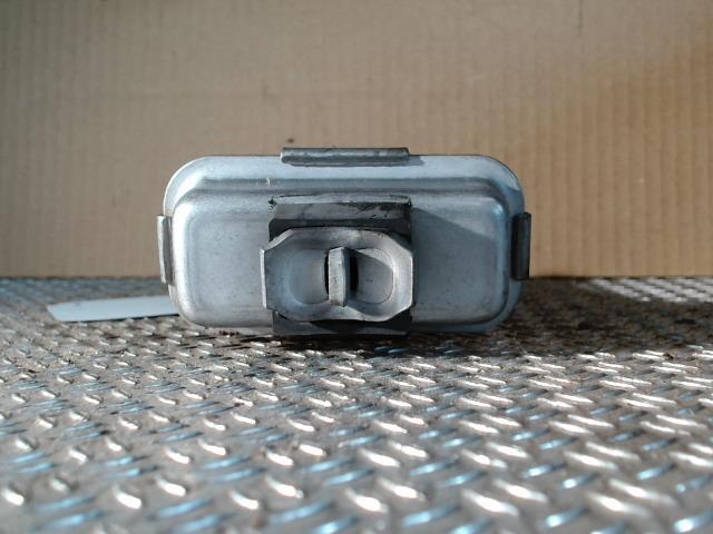 Arresto portiera anteriore destra PEUGEOT 208 1 PHASE 2 Diésel - 1