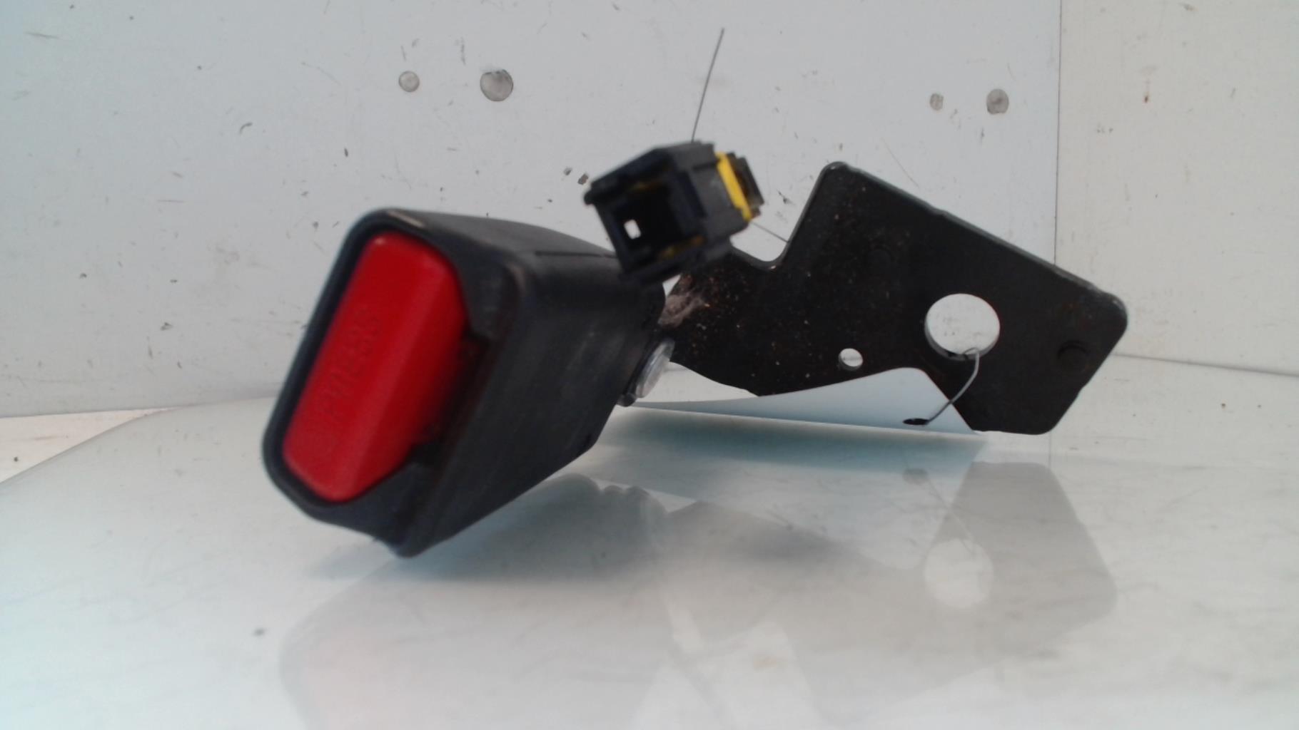 Aggancio cintura sicurezza posteriore sinistro CITROEN C4 2 PHASE 1 Gasolina - 1