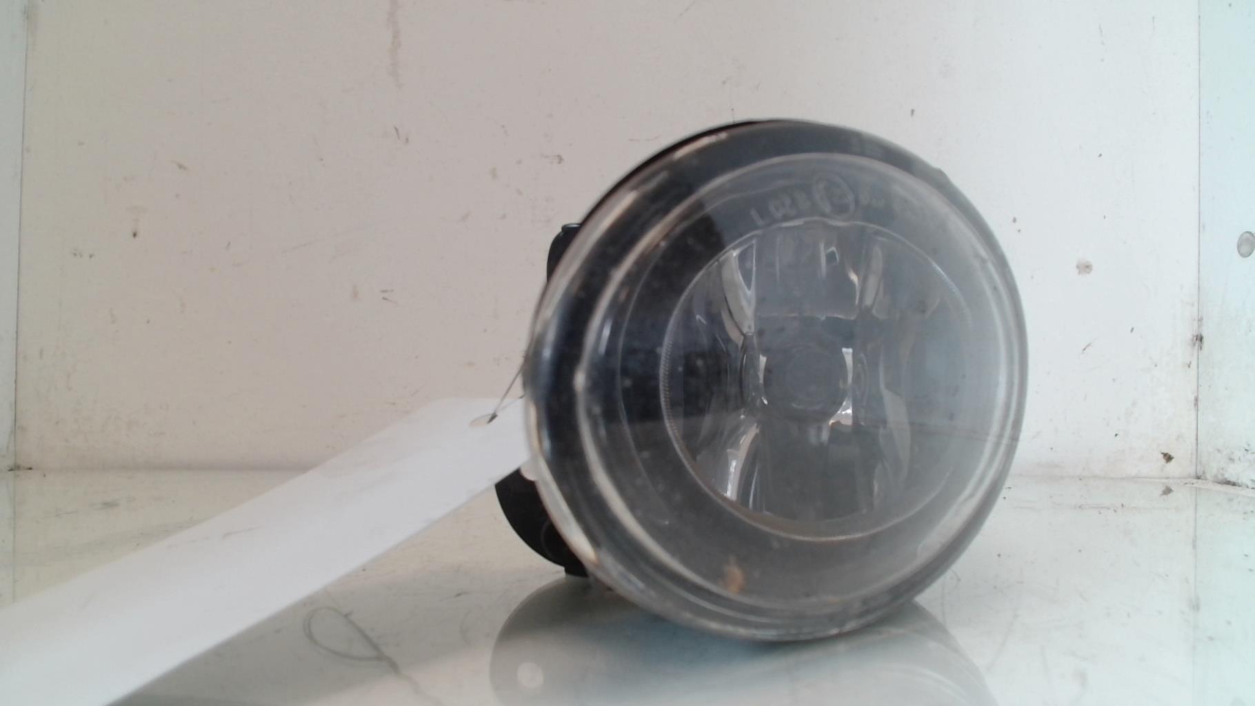 Fendinebbia sinistro (luce) VOLKSWAGEN PASSAT 5 BREAK Diésel - 1