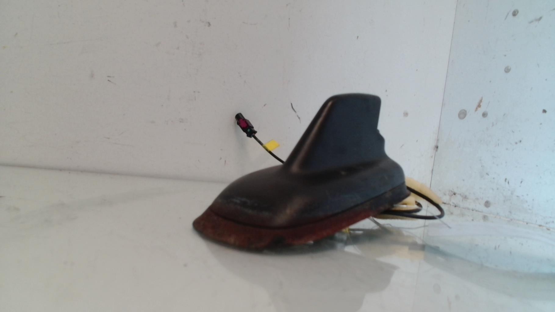 Antenne VOLKSWAGEN SCIROCCO 3 PHASE 1 COUPE Essence - 1