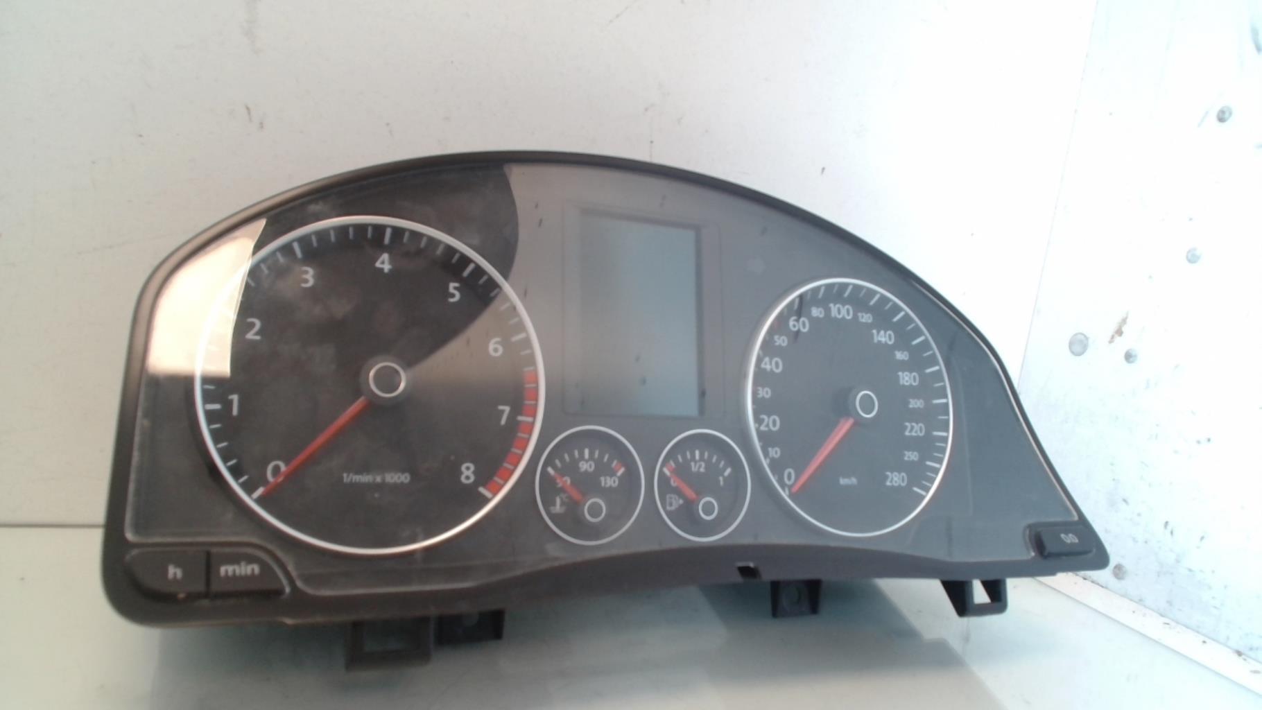 Compteur VOLKSWAGEN SCIROCCO 3 PHASE 1 COUPE Essence - 1