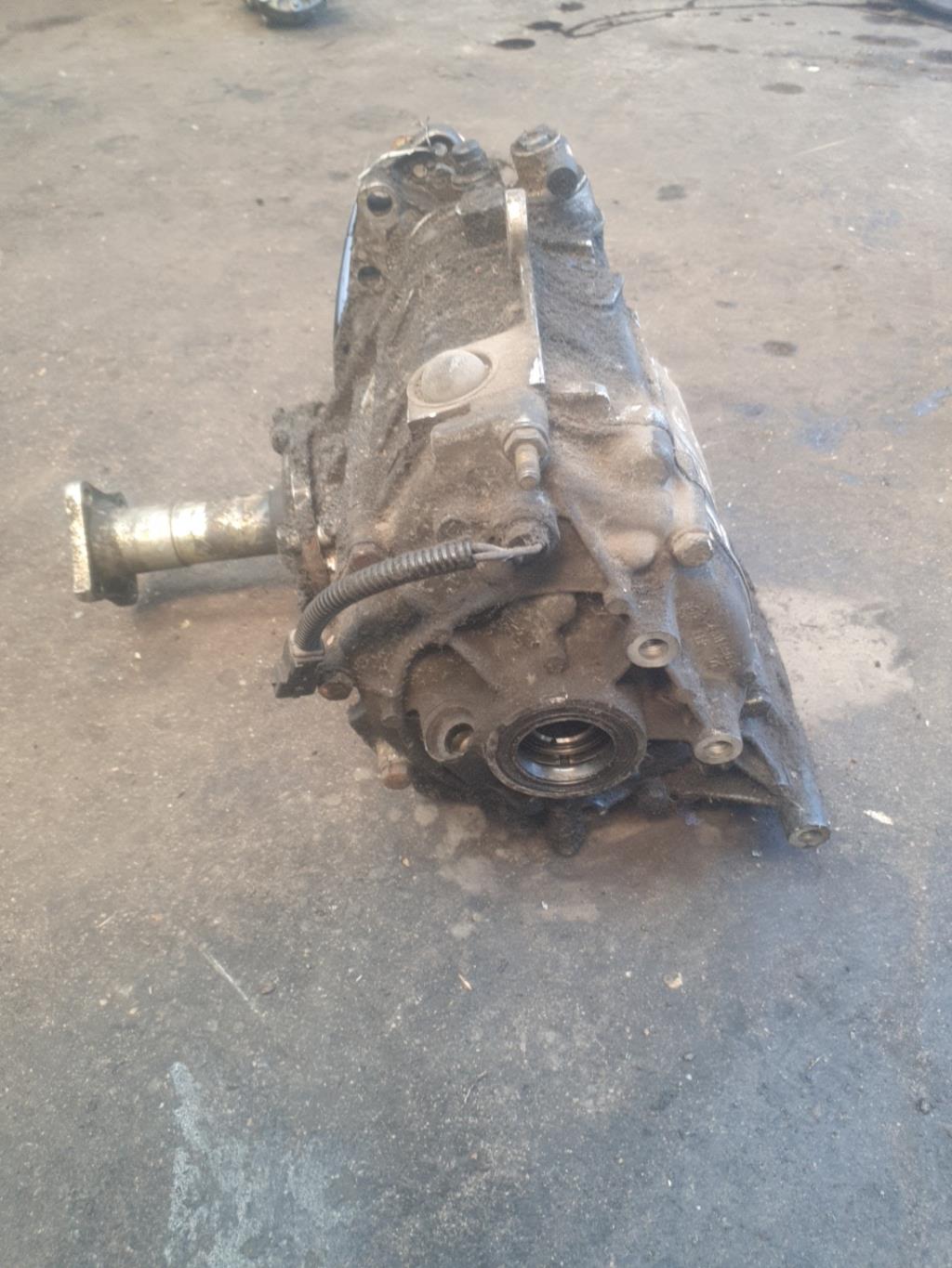 Boite de transfert PEUGEOT 405 PHASE 1  - 1