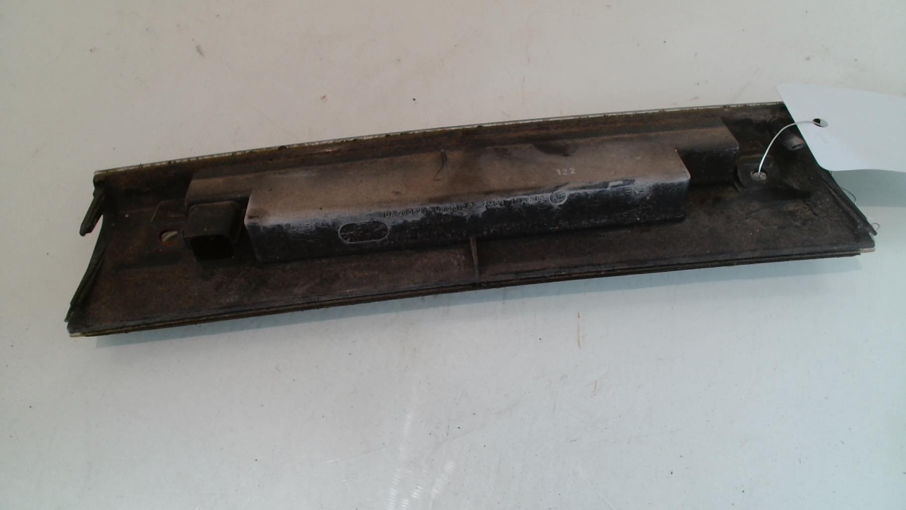 Luce stop centrale FORD KUGA 1 Diésel - 1