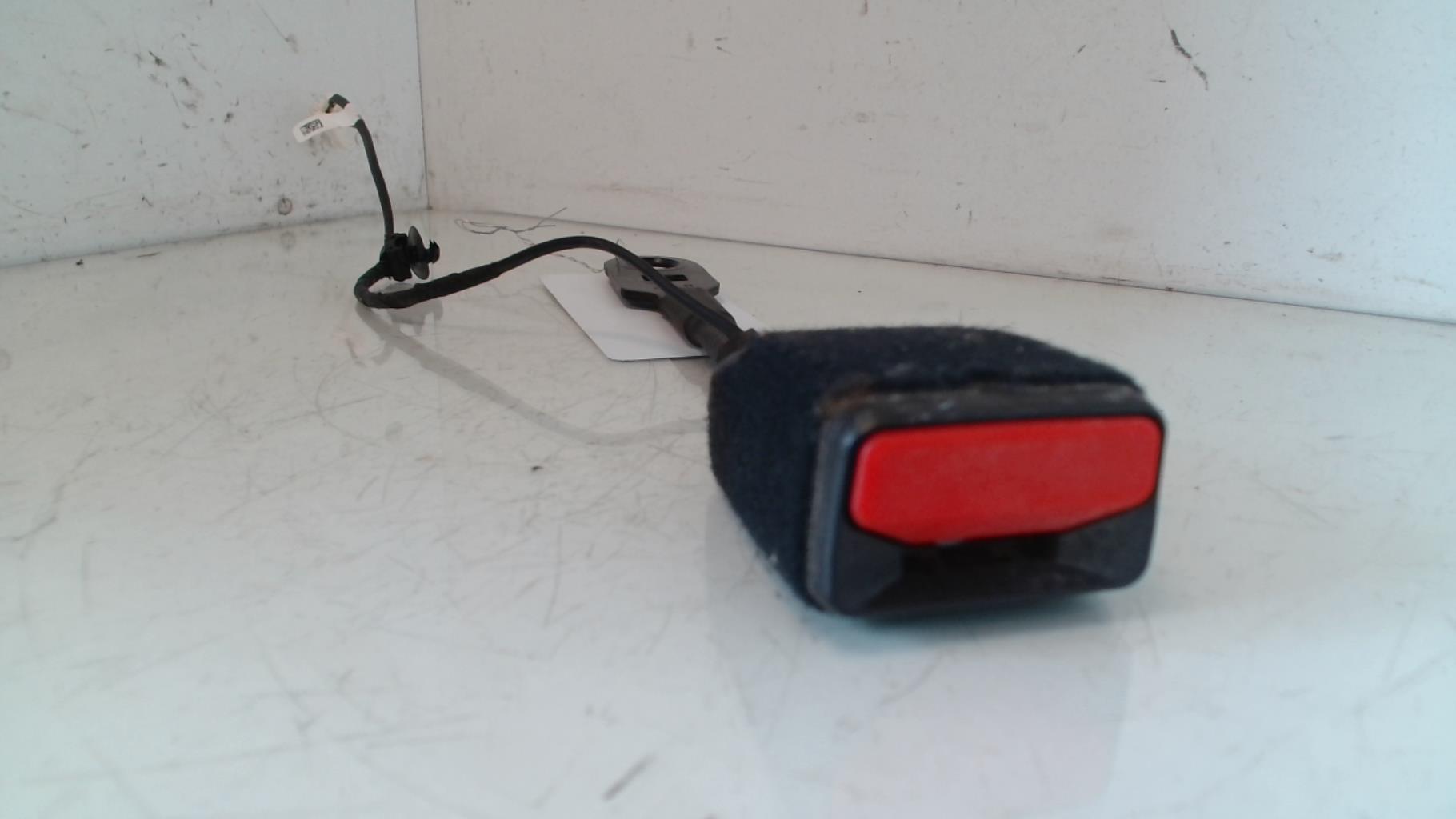 Aggancio cintura sicurezza anteriore destro CITROEN C3 3 PHASE 1 Gasolina - 1