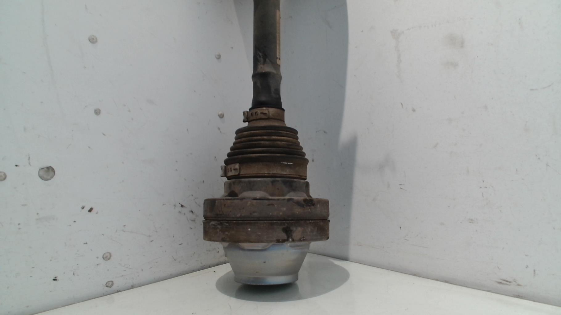 Giunto cardanico albero di trasmissione sinistro VOLKSWAGEN TOUAREG 1 PHASE 1 Diésel - 1