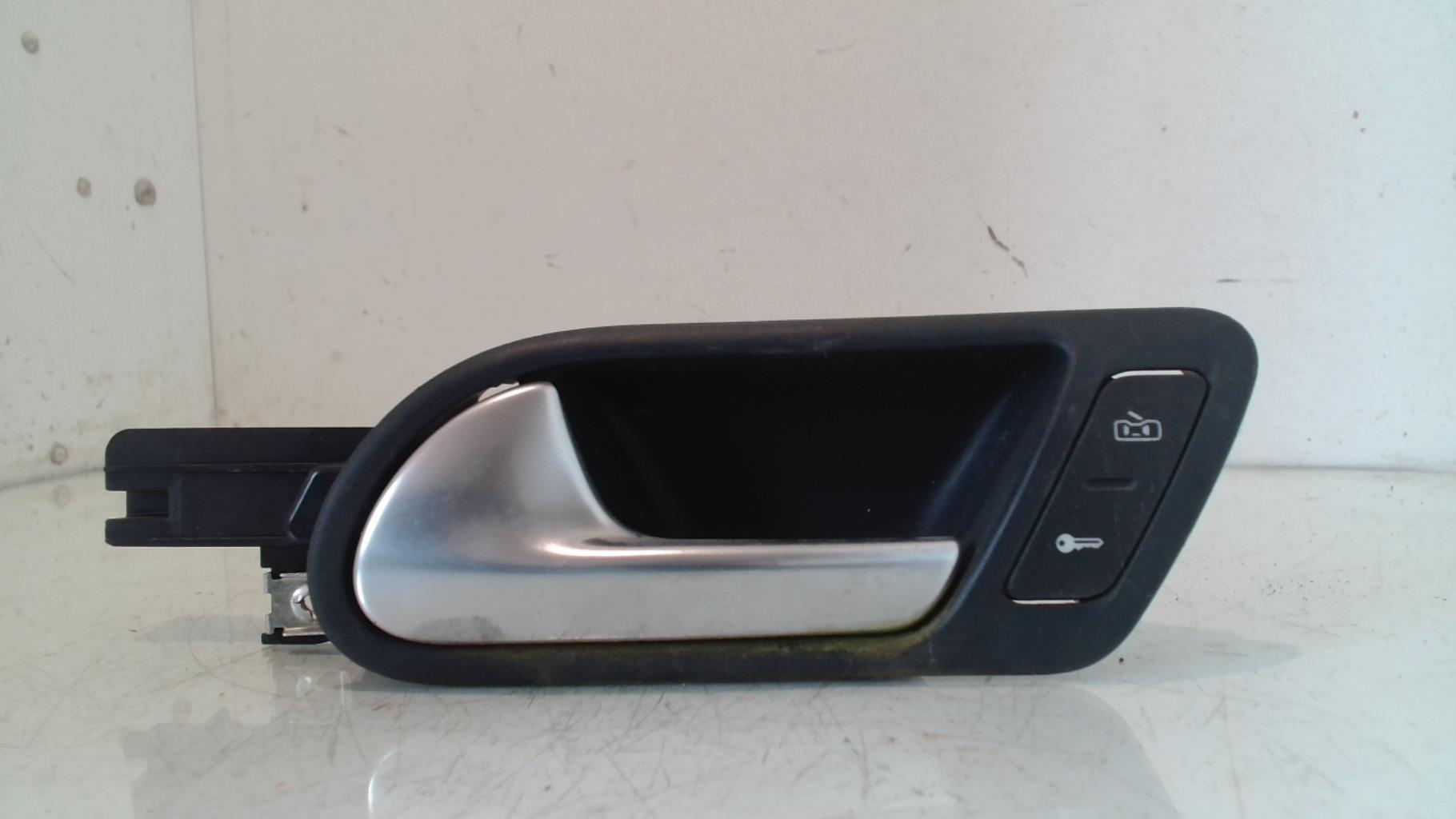Maniglia interna anteriore sinistra VOLKSWAGEN GOLF 5 Gasolina - 1