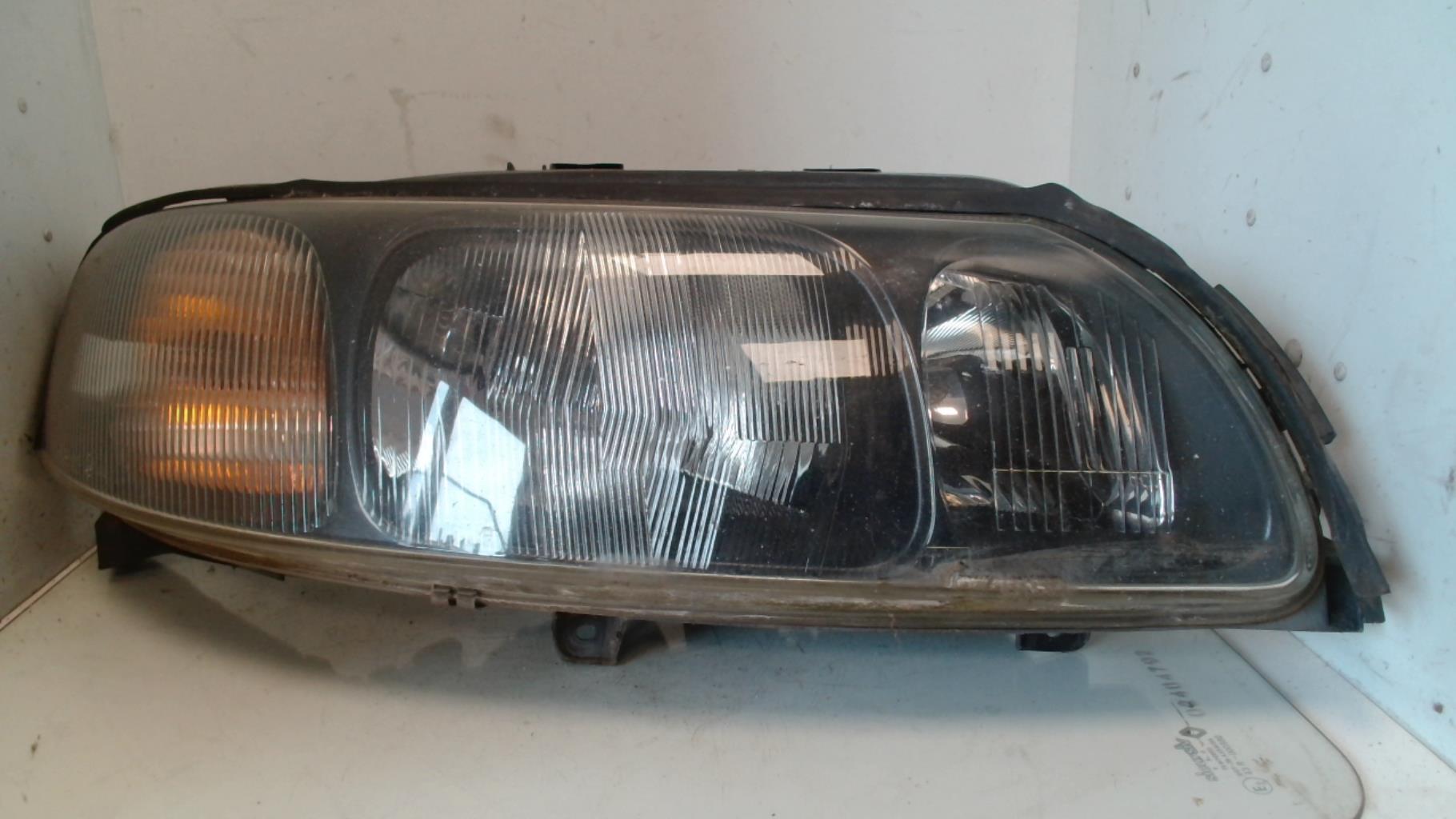 Gruppo ottico anteriore principale destro (luci)(faro) VOLVO S 60 1 PHASE 1 Diésel - 1