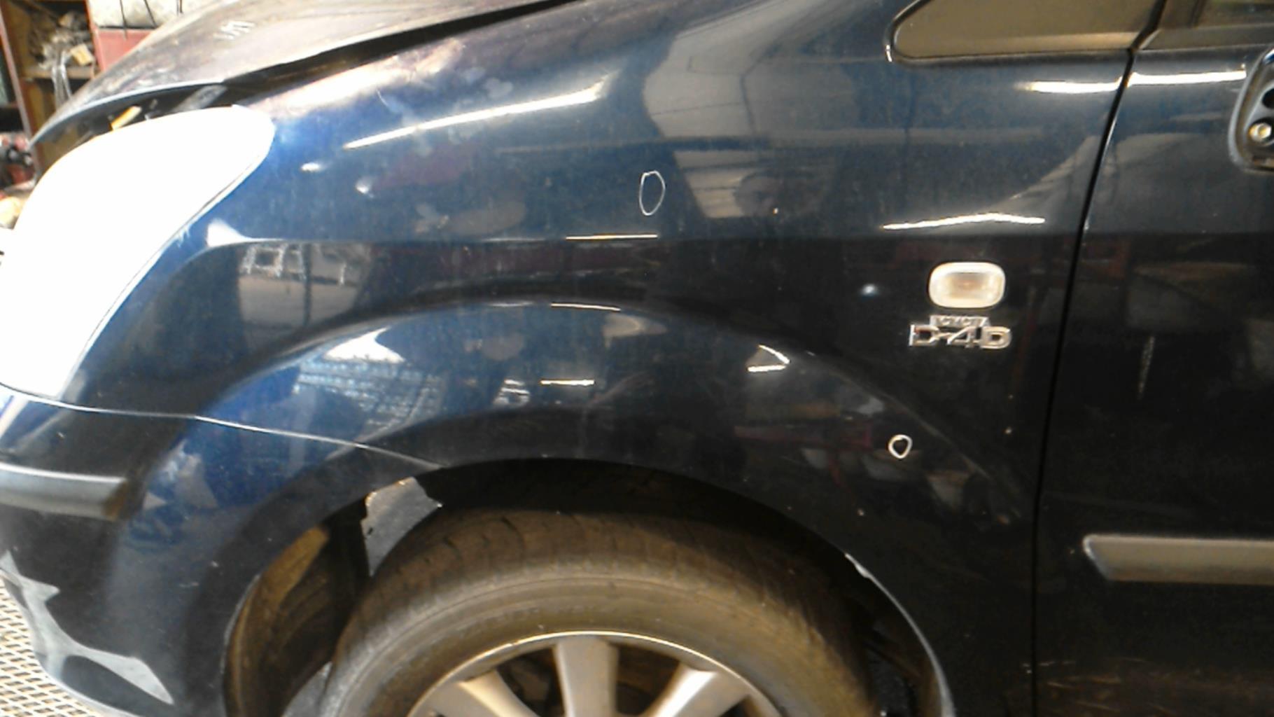 Parafango anteriore sinistro TOYOTA COROLLA VERSO 2 PHASE 1 Diésel - 1