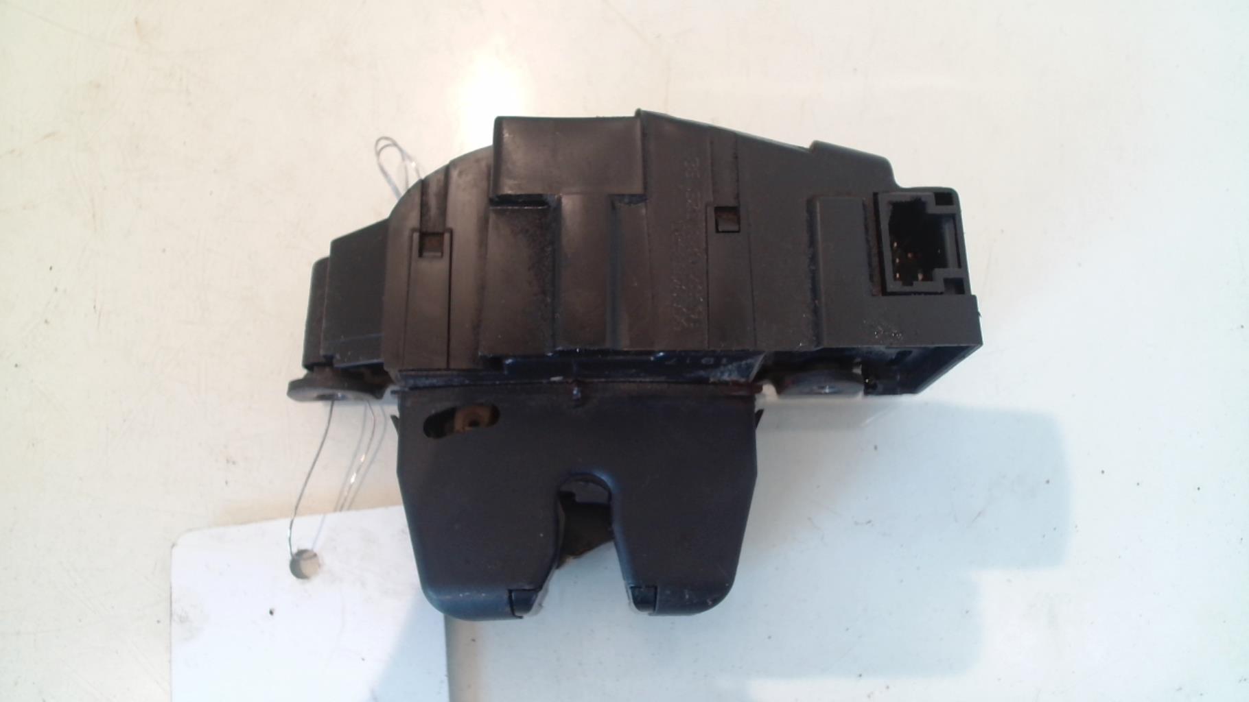 Chiusura centralizzata bagagliaio PEUGEOT 207 PHASE 1 BREAK Diésel - 1