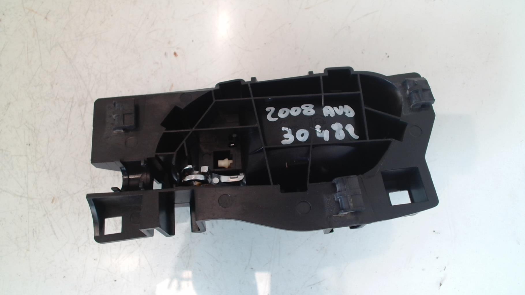 Maniglia interna anteriore destra PEUGEOT 2008 1 PHASE 1 Diésel - 1