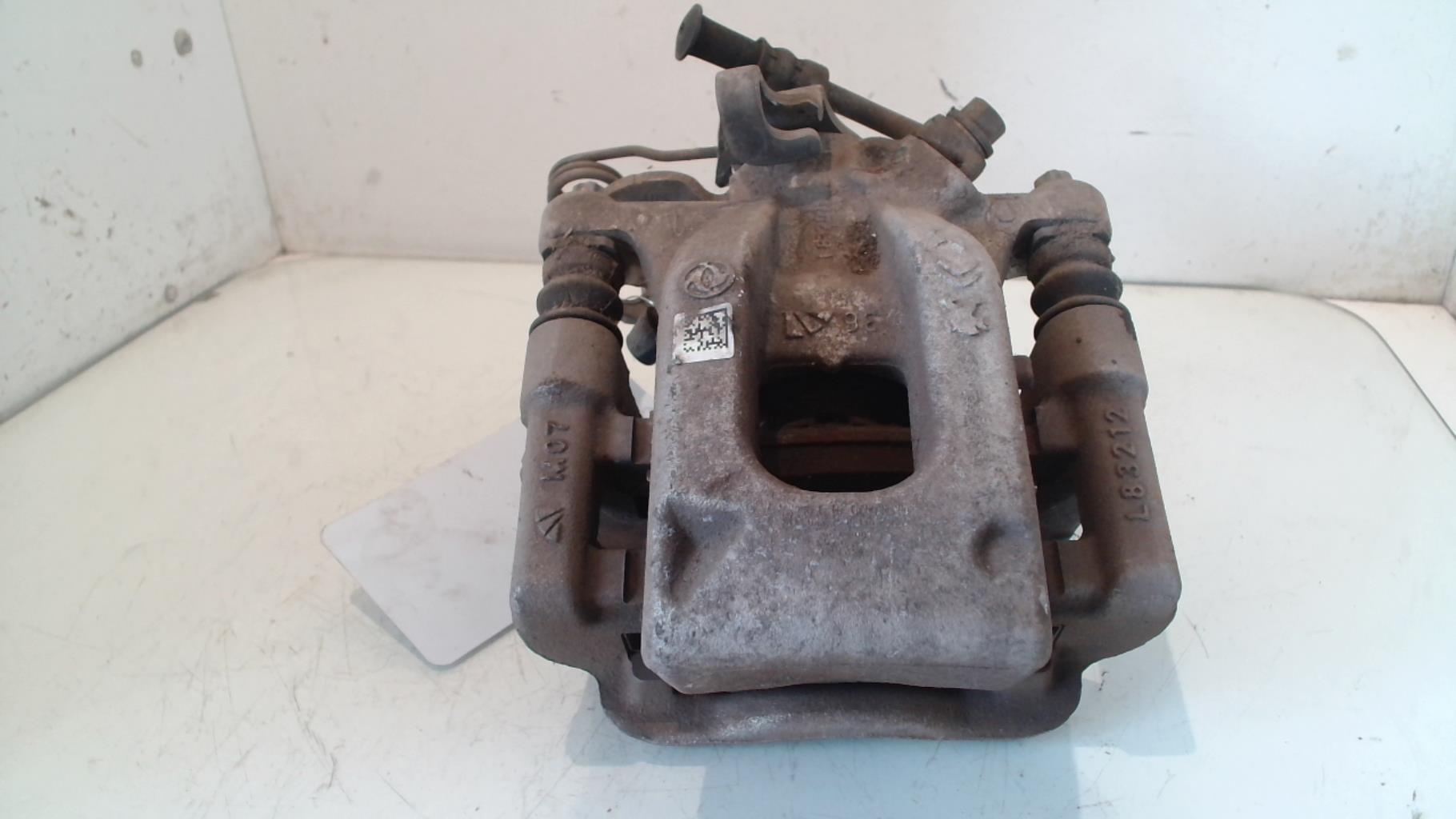 Pinza freni posteriore sinistra PEUGEOT 208 2 Diésel - 1