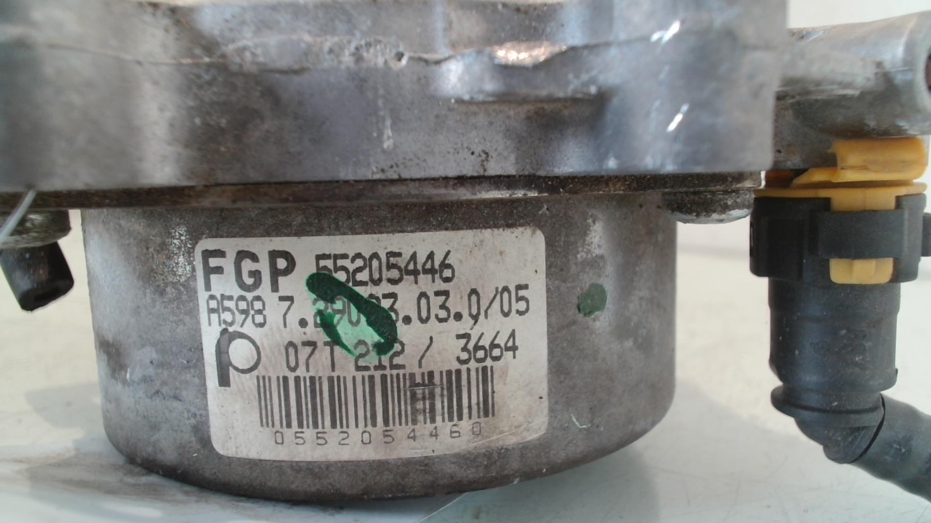 Pompe à vide OPEL ZAFIRA B PHASE 2 Diesel - 1