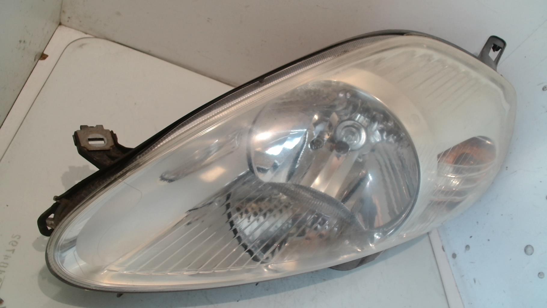 Gruppo ottico anteriore principale sinistro (luci)(faro) FIAT GRANDE PUNTO Diésel - 1