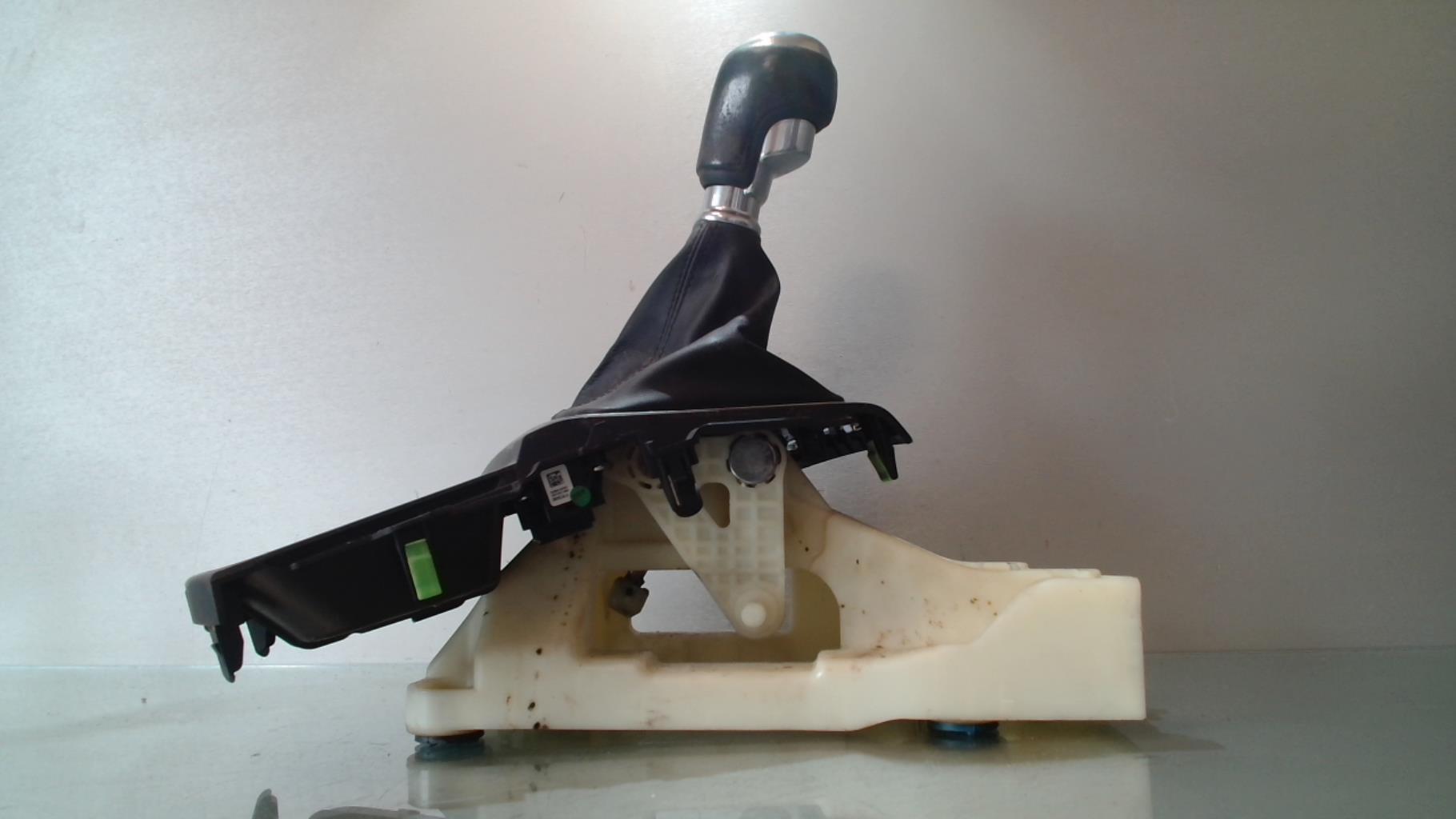 Levier de vitesses HYUNDAI I 30 2 PHASE 2 Diesel - 1