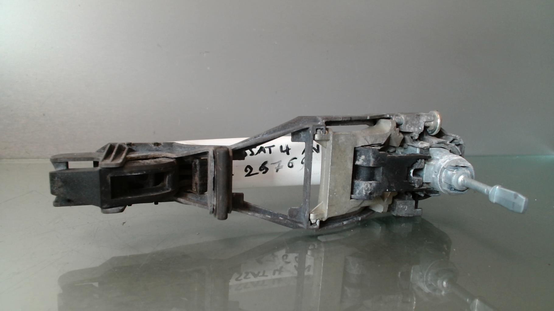 Maniglia portiera anteriore sinistra VOLKSWAGEN PASSAT 4 PHASE 1 Diésel - 1
