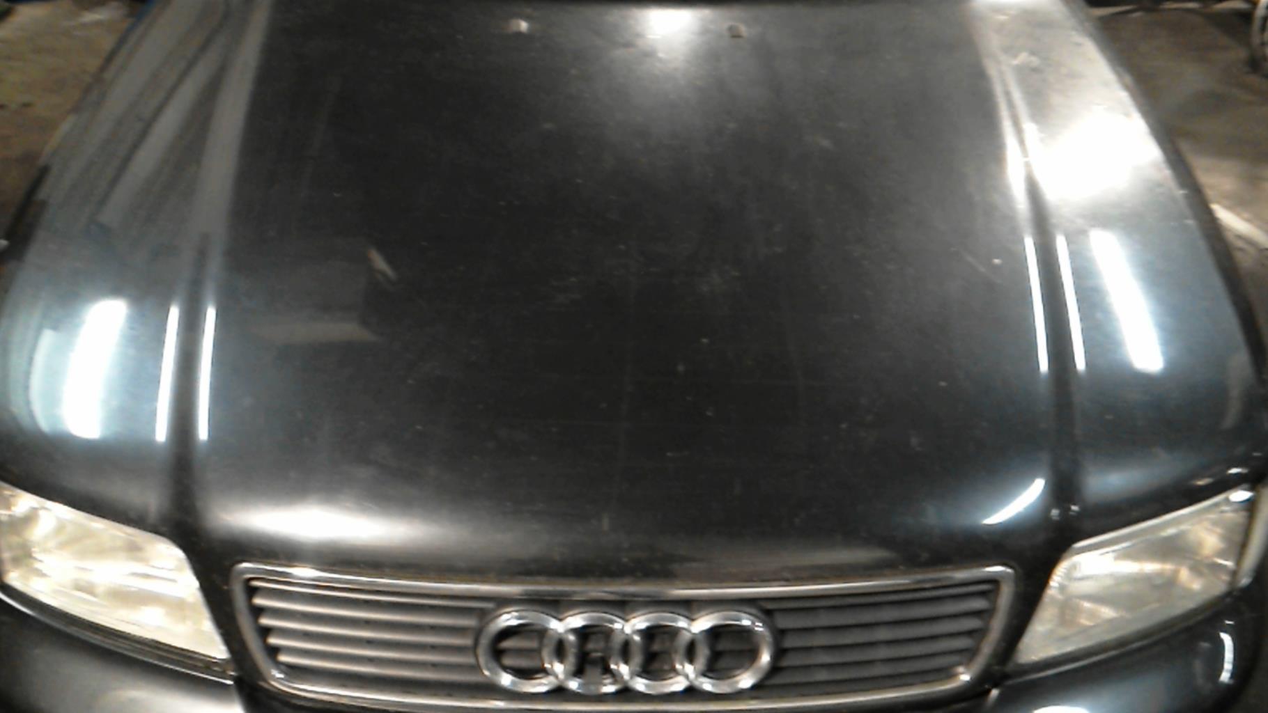 Capot AUDI A4 1 PHASE 1 Essence - 1
