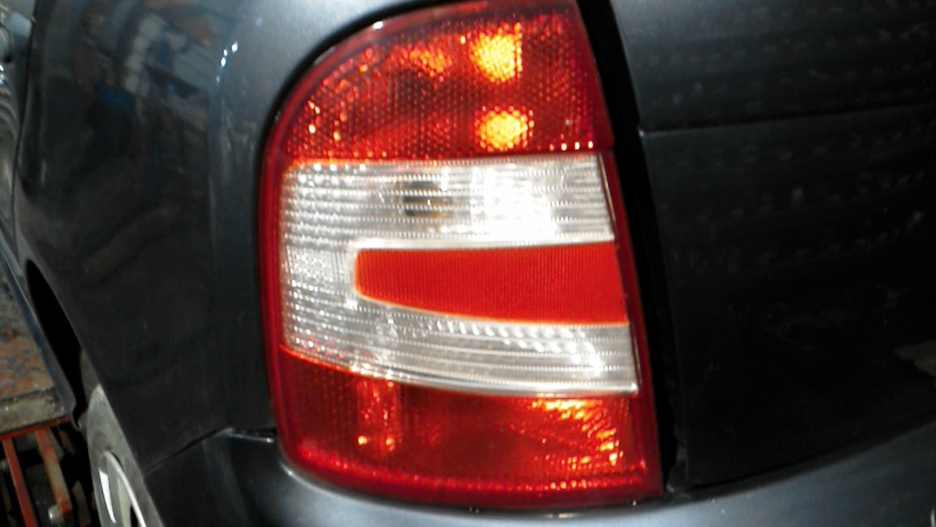 Fanale posteriore principale sinistro (luci) SKODA FABIA 1 PHASE 2 Gasolina - 1