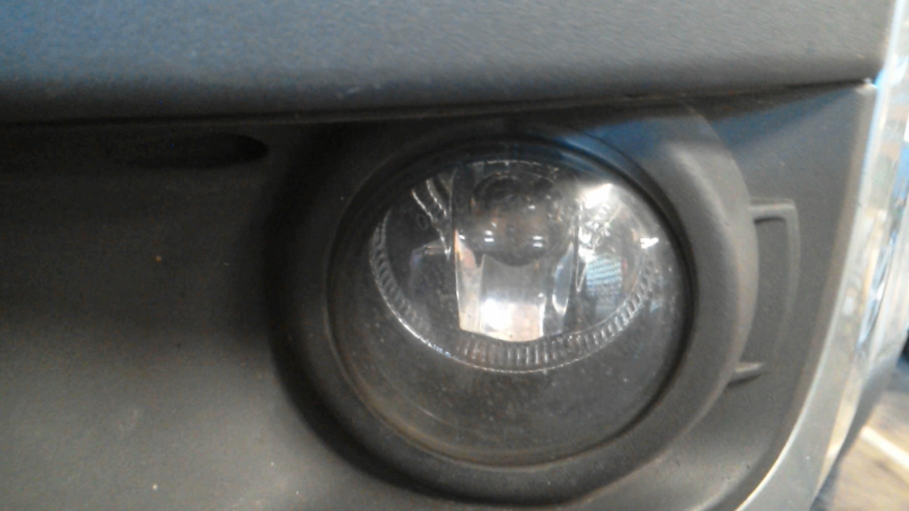 Fendinebbia sinistro (luce) FORD C-MAX 1 PHASE 1 Diésel - 1