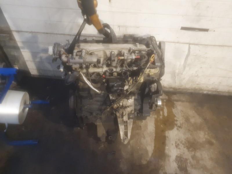 Moteur ALFA ROMEO 166 Diesel - 1