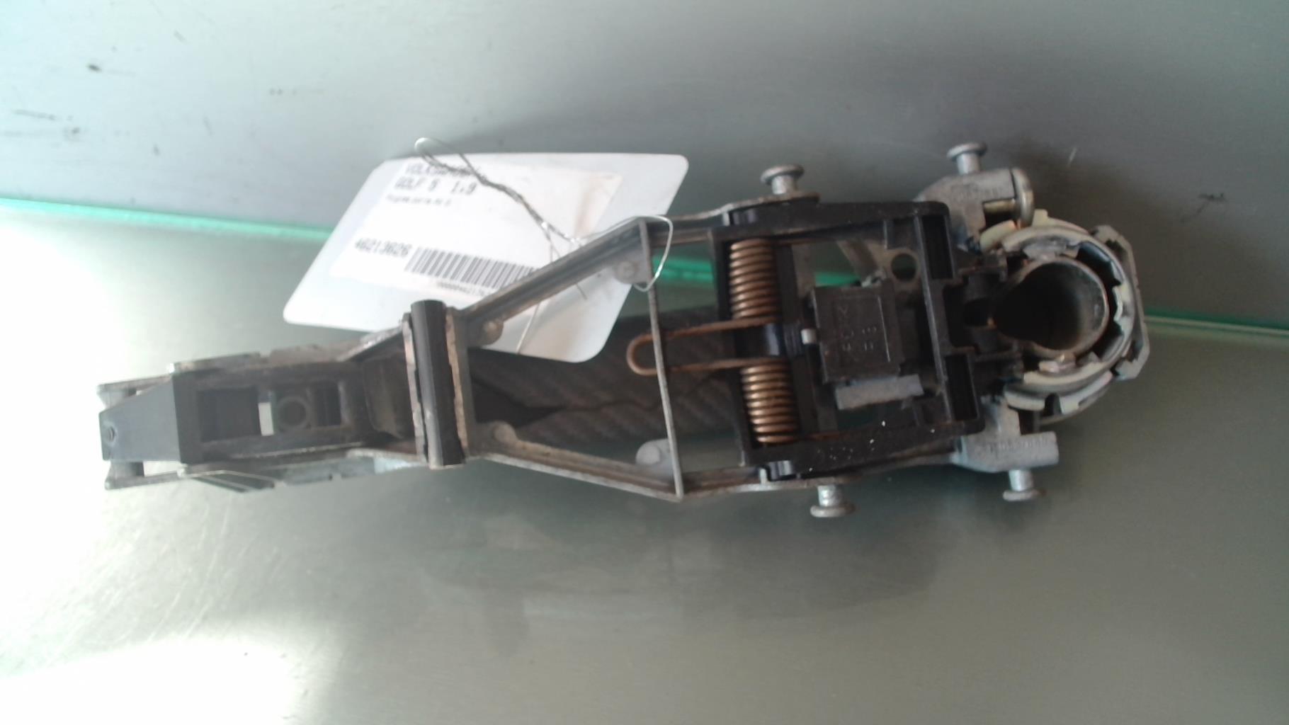 Maniglia portiera anteriore destra VOLKSWAGEN GOLF 5 Diésel - 1