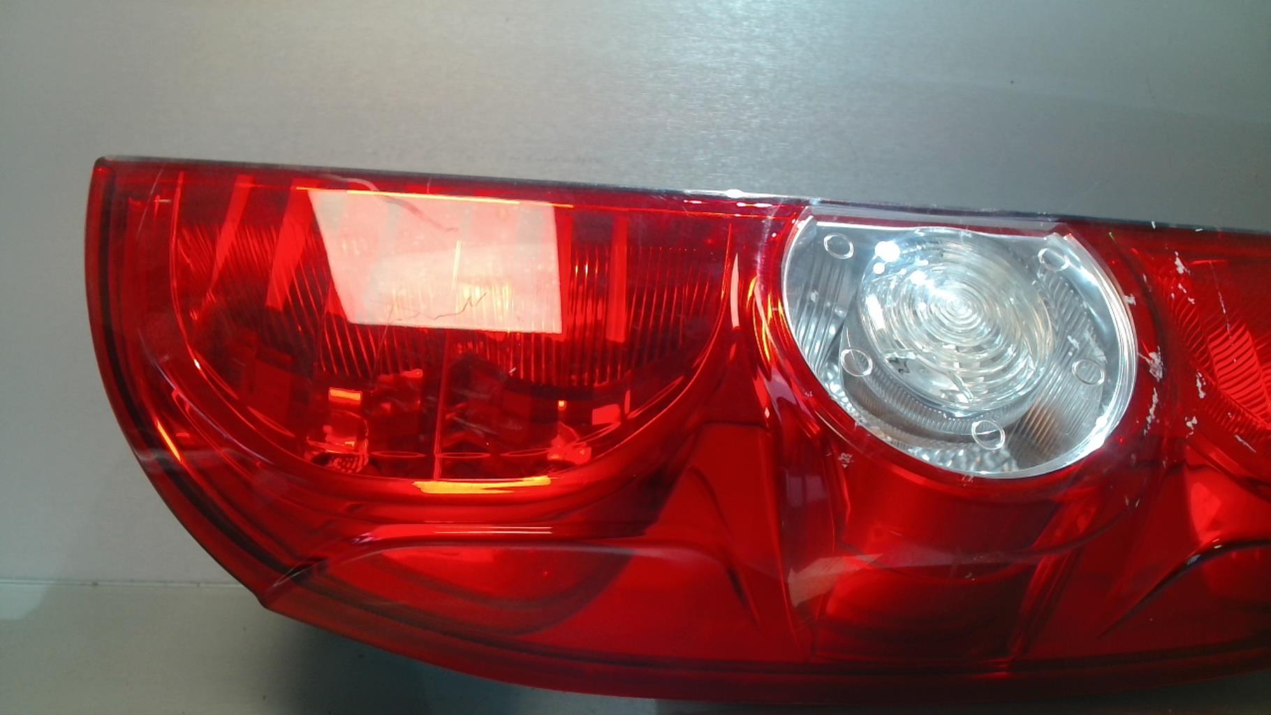 Fanale posteriore principale destro (luci) FIAT DOBLO 2 PHASE 1 Diésel - 1
