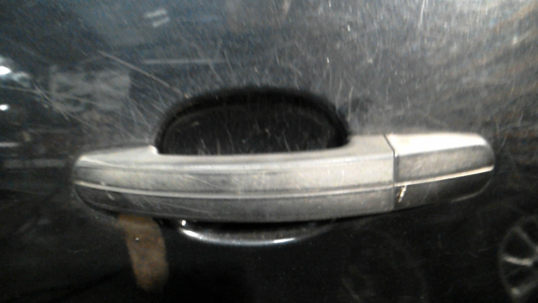 Maniglia portiera posteriore sinistra FORD C-MAX 1 PHASE 1 Diésel - 1