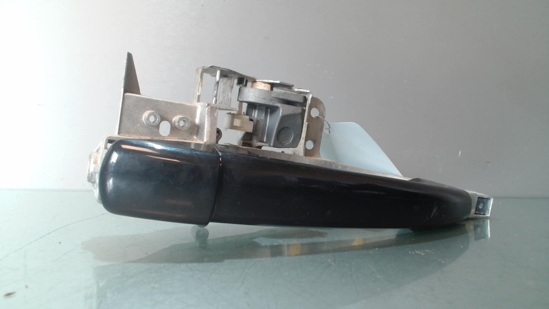 Maniglia portiera anteriore destra CITROEN C4 1 PHASE 2 COUPE Diésel - 1