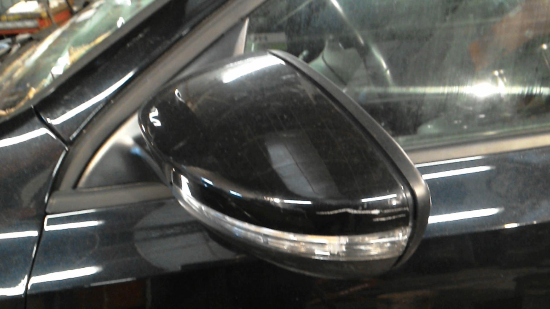 Specchietto retrovisore sinistro VOLKSWAGEN JETTA 4 Diésel - 1