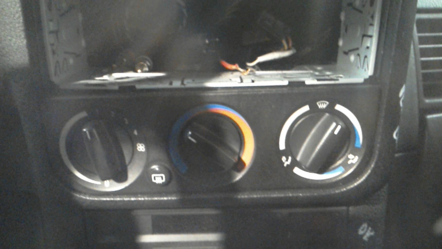 Commande chauffage BMW SERIE 3 E36 Diesel - 1