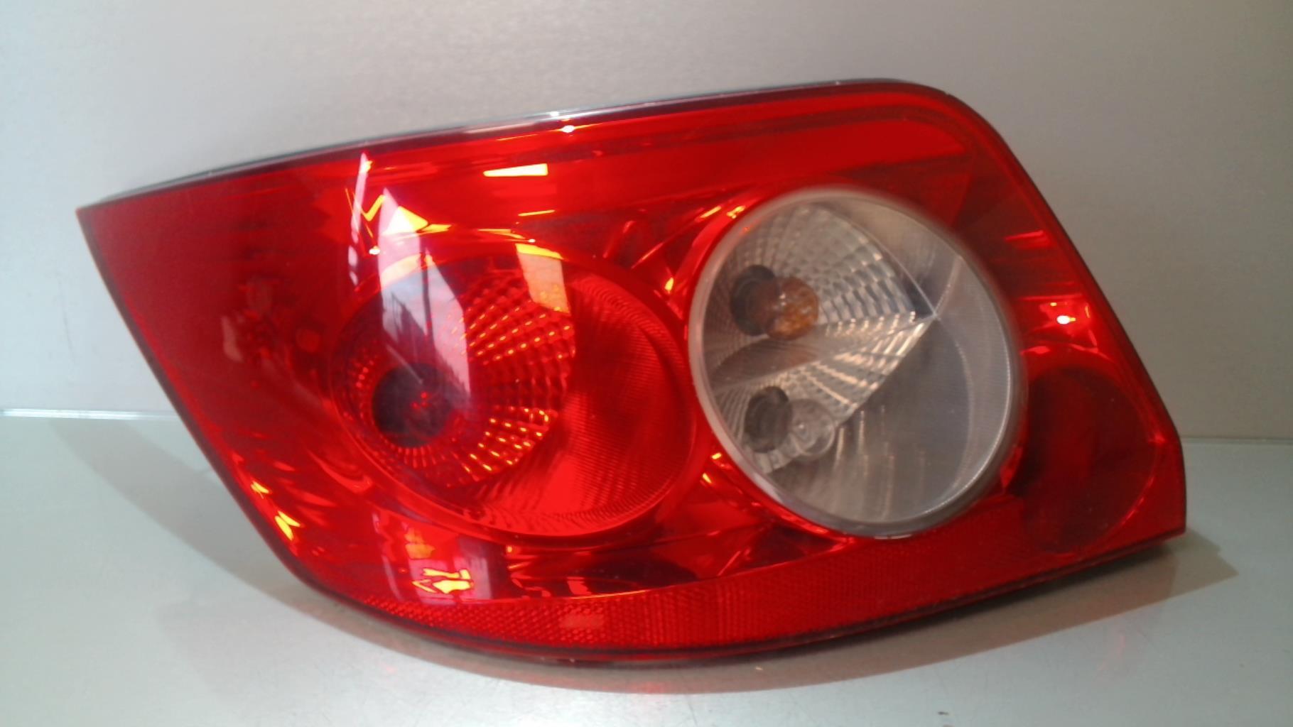 Fanale posteriore principale sinistro (luci) RENAULT MEGANE 2 PHASE 1 CABRIOLET Diésel - 1