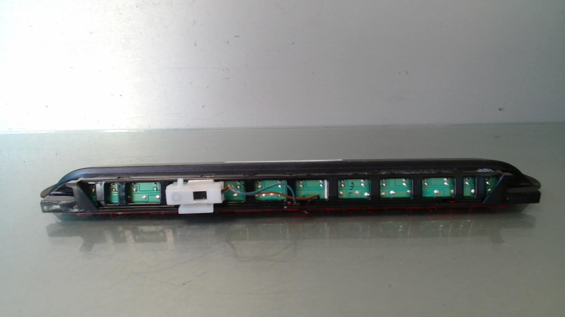 Luce stop centrale BMW SERIE 3 E90 PHASE 1 Diésel - 1