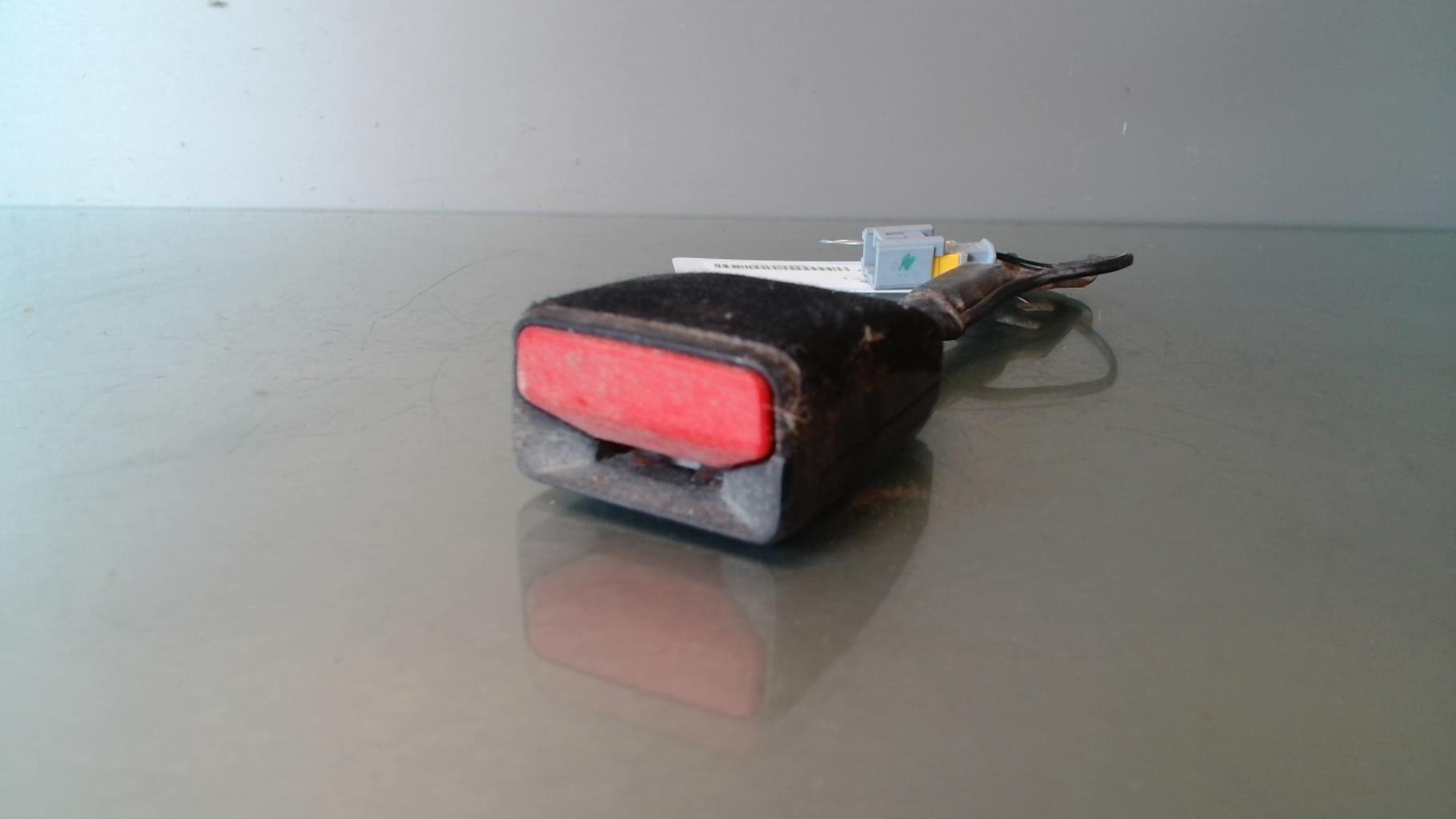 Aggancio cintura sicurezza anteriore sinistro CITROEN C5 2 Diésel - 1