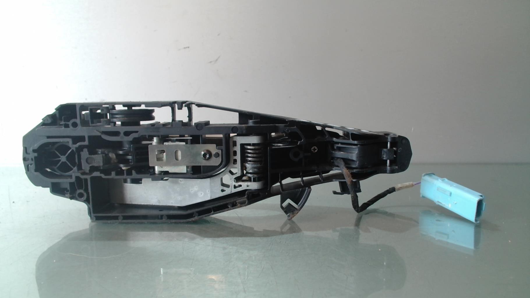 Maniglia portiera posteriore sinistra PEUGEOT 508 2 SW BREAK Diésel - 1