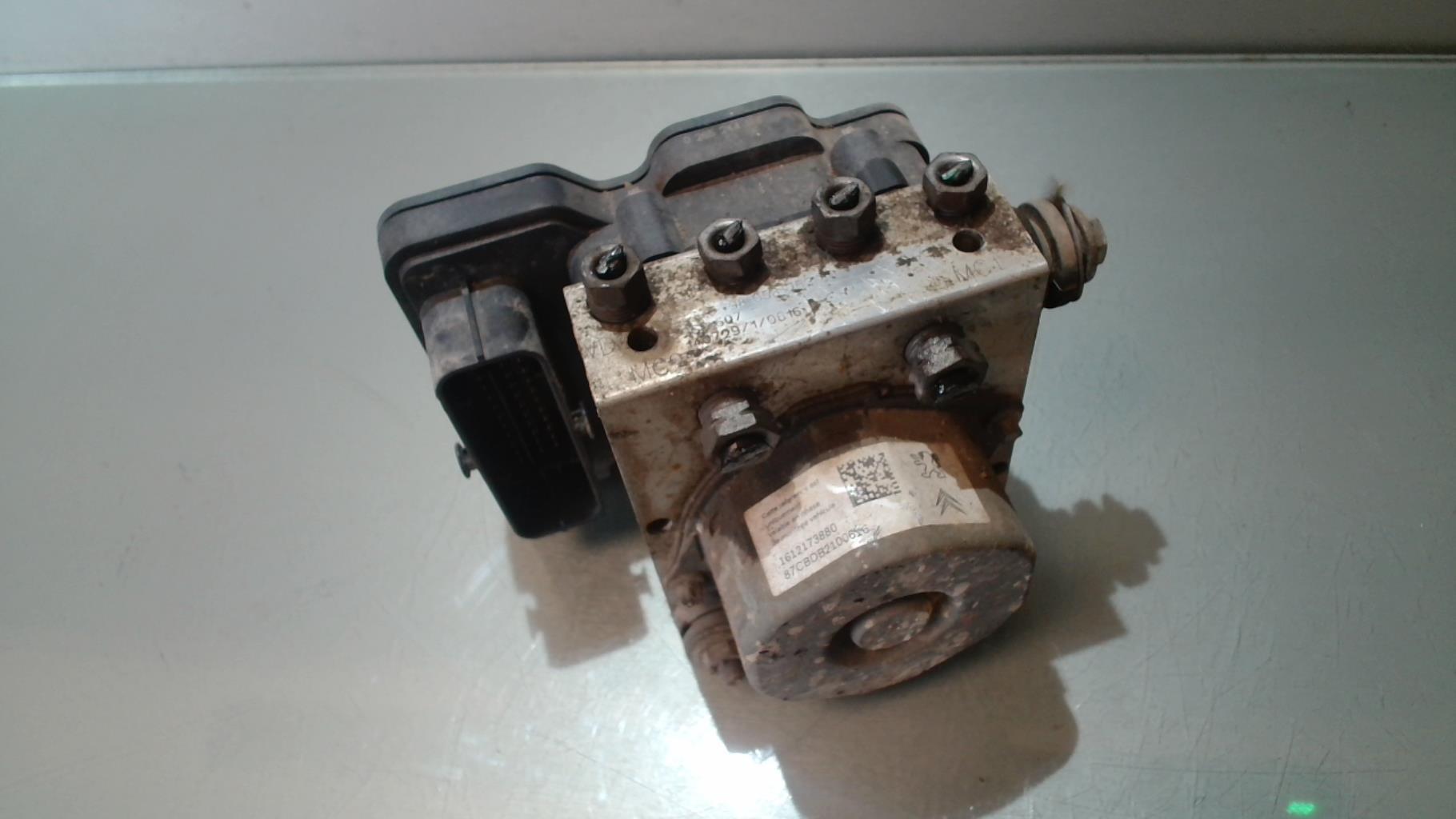 Blocco ABS (antibloccaggio freni) PEUGEOT 308 2 SW PHASE 1 BREAK Diésel - 1