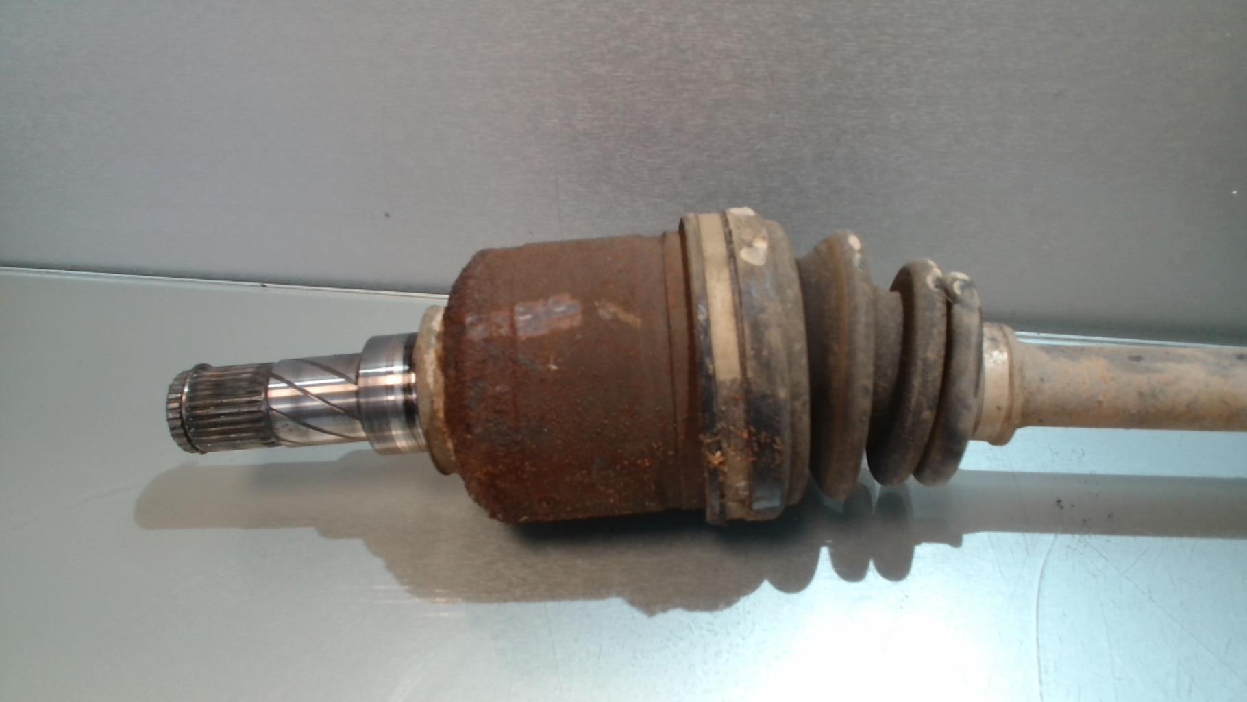 Giunto cardanico albero di trasmissione sinistro NISSAN ALMERA TINO PHASE 1 Diésel - 1