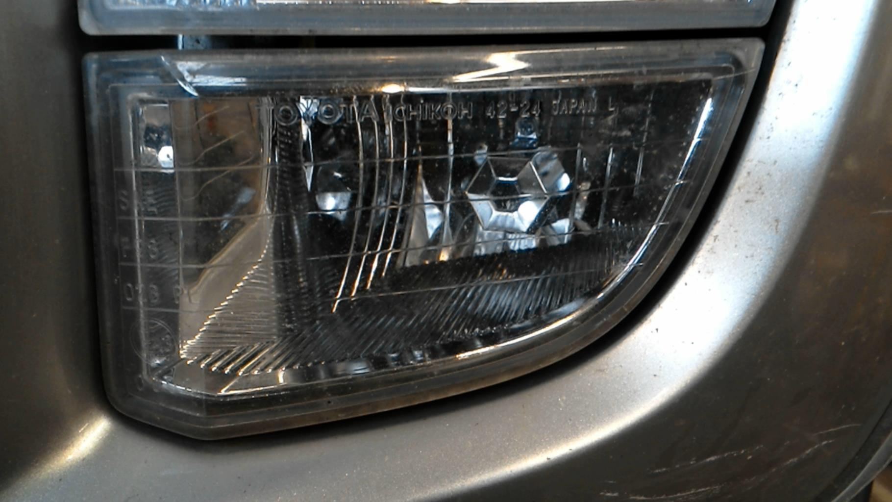 Fendinebbia sinistro (luce) TOYOTA RAV4 2 PHASE 1 Gasolina - 1