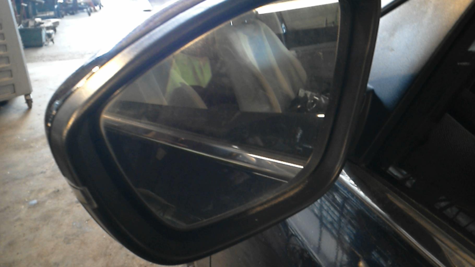Specchietto retrovisore sinistro PEUGEOT 308 2 PHASE 1 Gasolina - 1