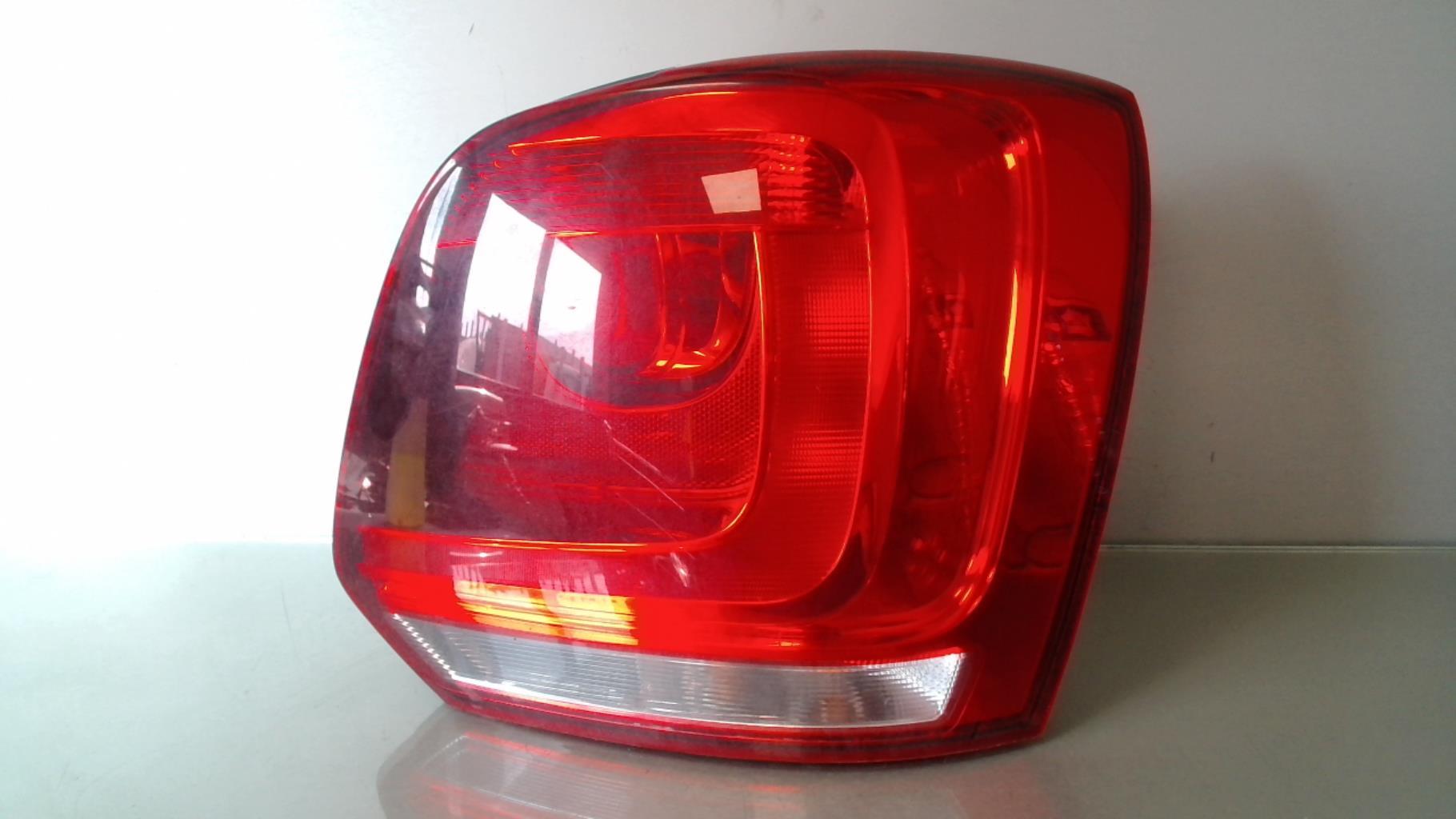 Fanale posteriore principale destro (luci) VOLKSWAGEN POLO 5 PHASE 1 Diésel - 1