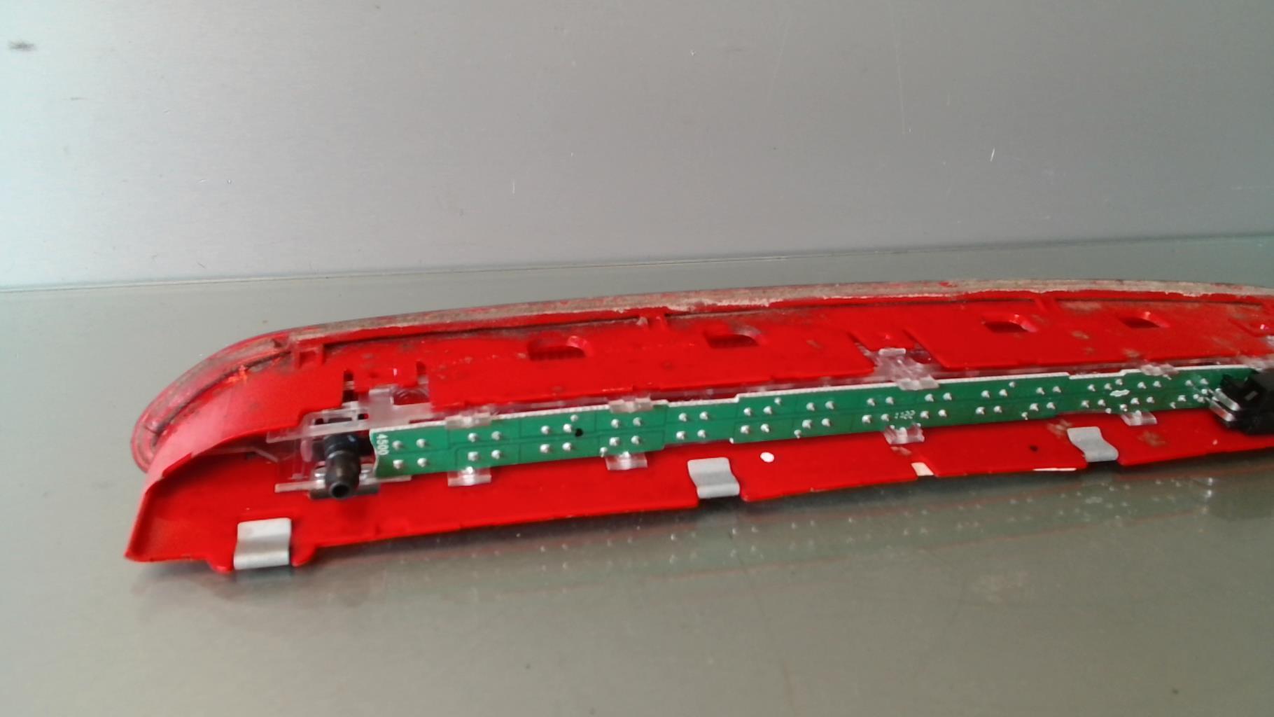 Luce stop centrale VOLKSWAGEN POLO 5 PHASE 1 Diésel - 1