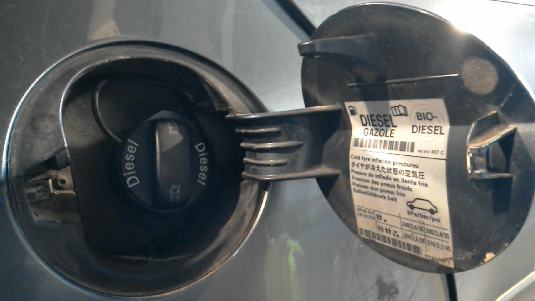 Trappe d'essence VOLKSWAGEN PASSAT 5 CC COUPE Diesel - 1