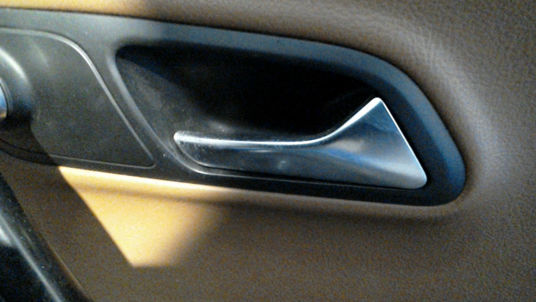 Maniglia interna posteriore destra VOLKSWAGEN PASSAT 5 CC COUPE Diésel - 1
