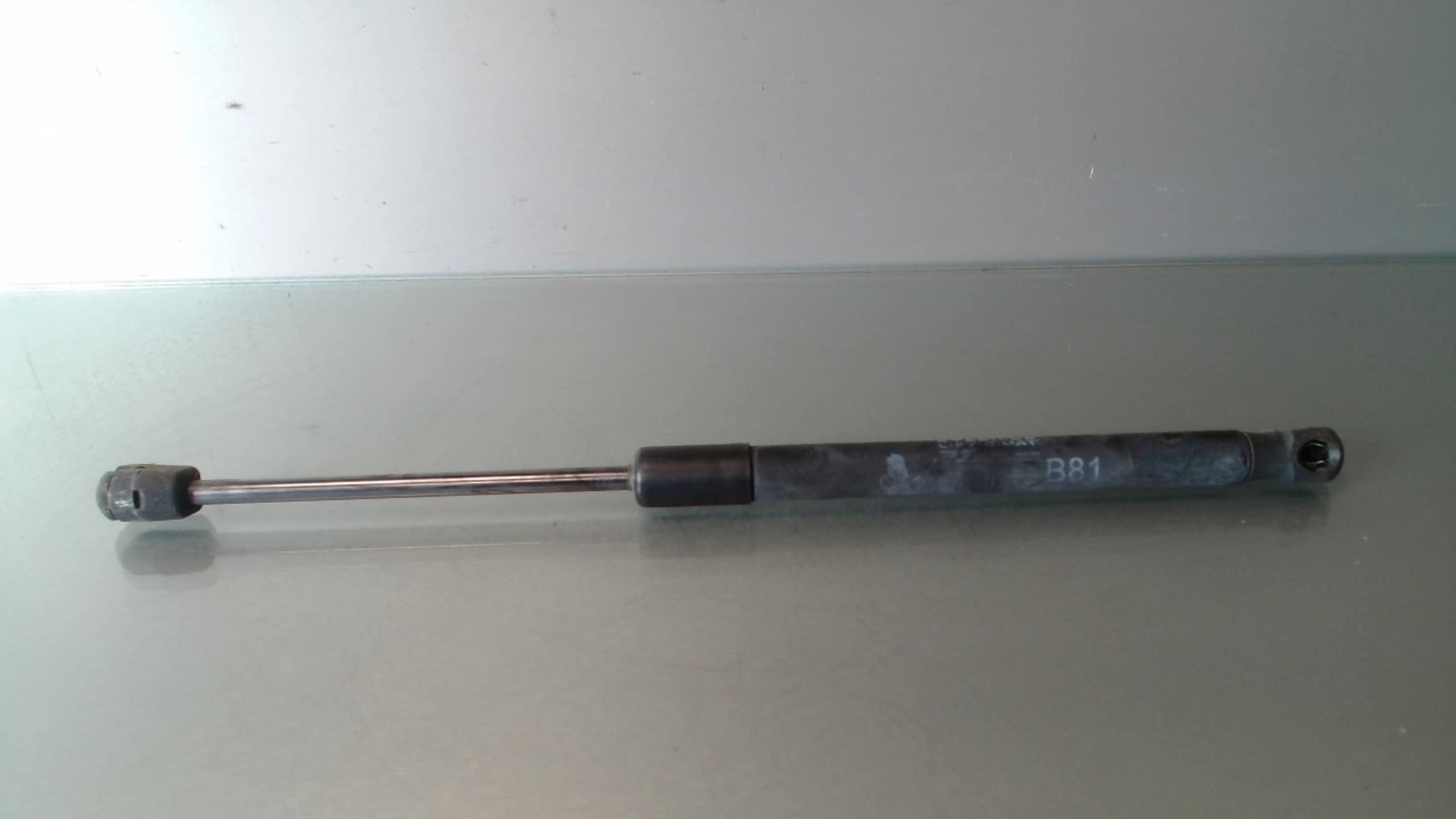 Verin de capot DS DS5 PHASE 2 Essence - 1