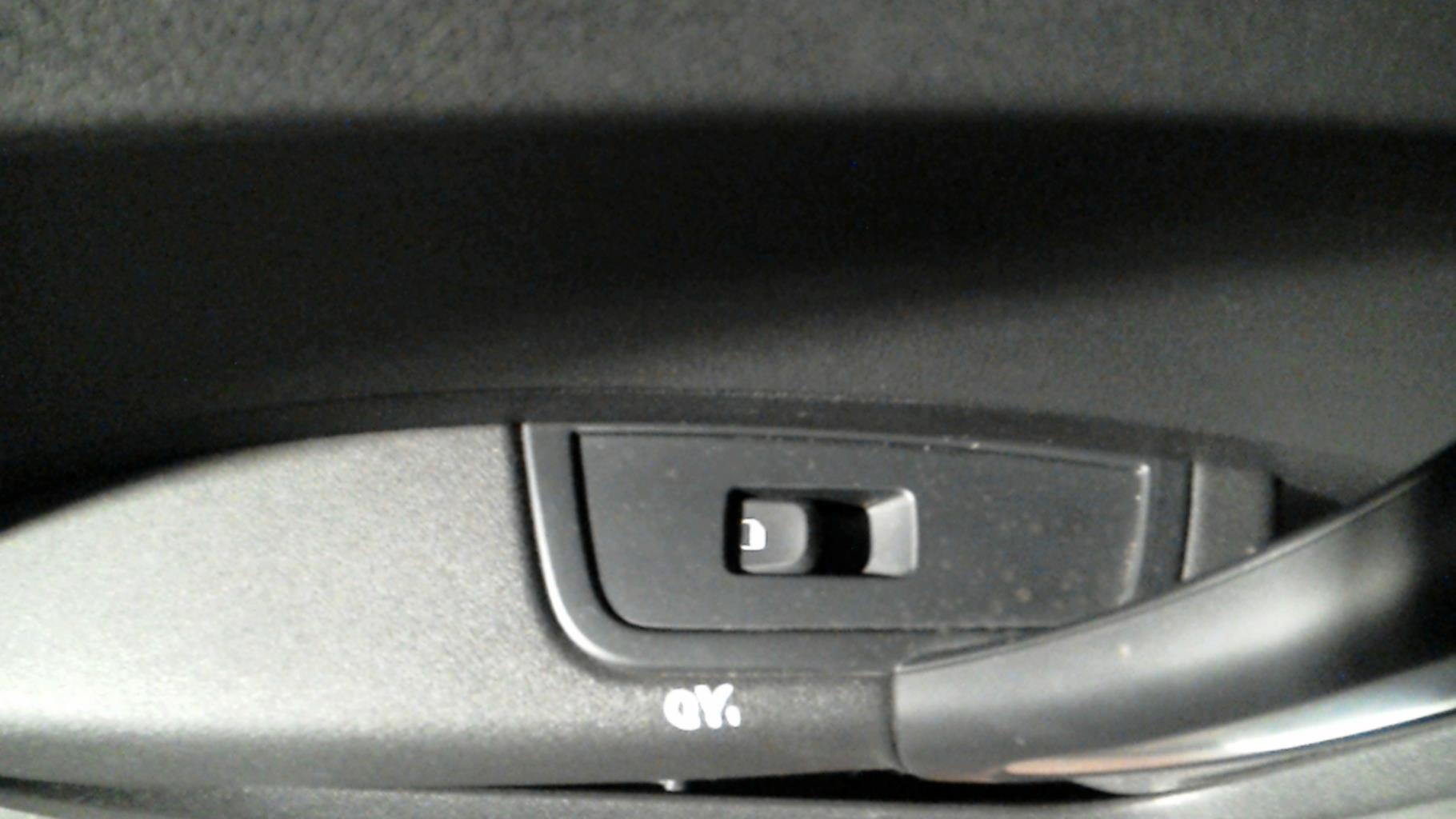 Interruttore lavacristalli posteriore sinistro AUDI A1 1 SPORTBACK PHASE 1 Diésel - 1