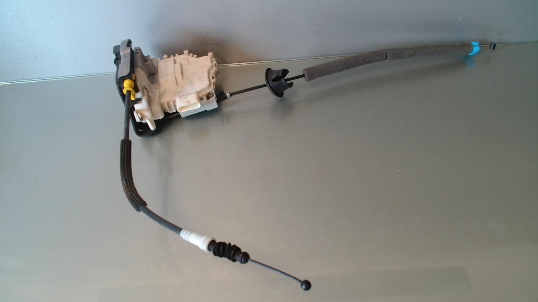 Chiusura centralizzata posteriore destra AUDI A1 1 SPORTBACK PHASE 1 Diésel - 1