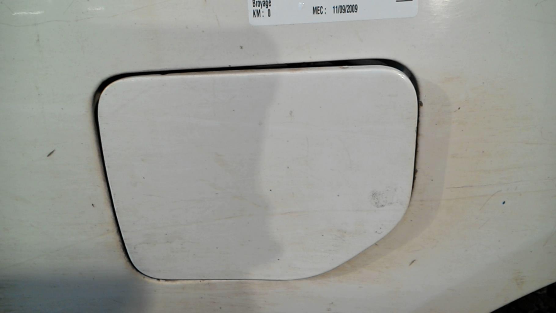 Trappe d'essence MITSUBISHI L 200 3 Diesel - 1