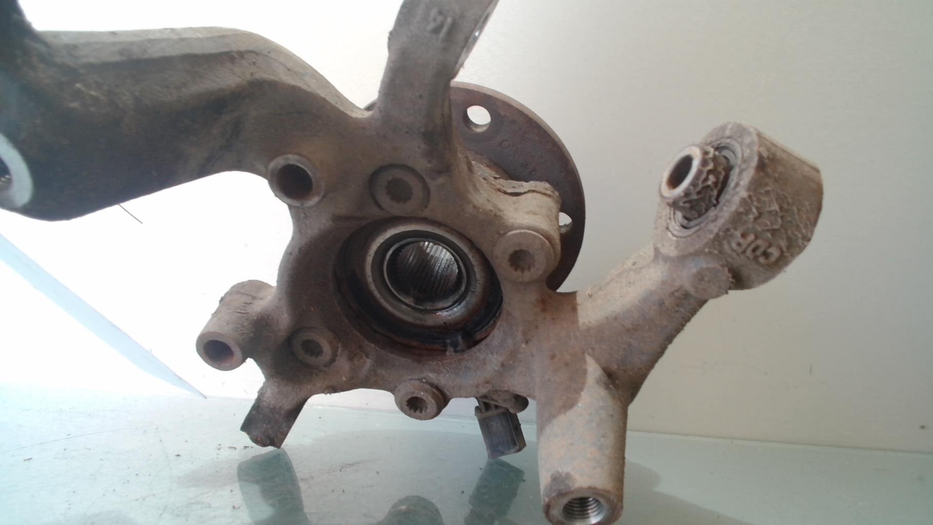 Mozzo posteriore sinistro AUDI A3 2 SPORTBACK PHASE 1 Diésel - 1