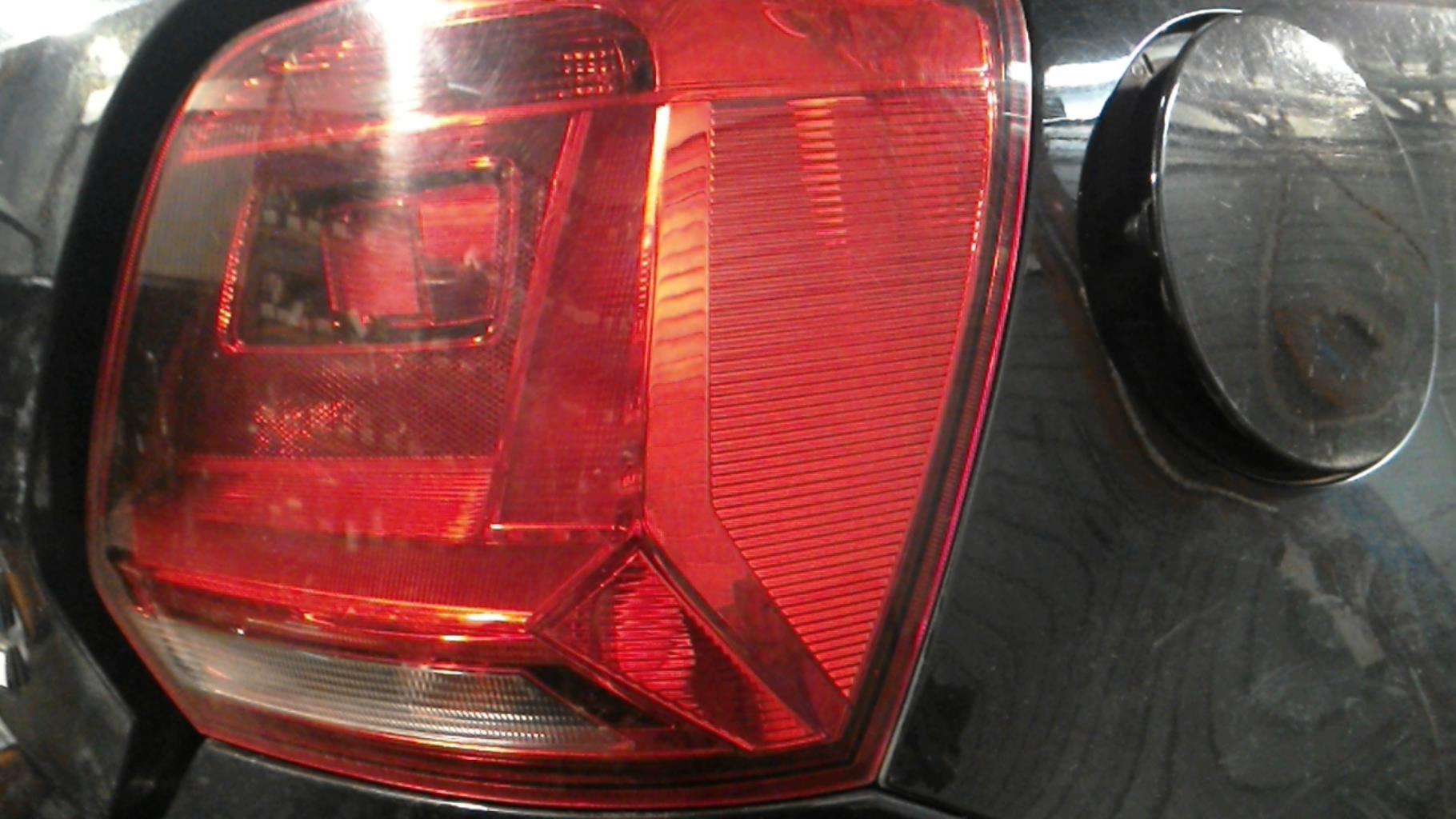 Fanale posteriore principale destro (luci) VOLKSWAGEN POLO 5 PHASE 2 Diésel - 1