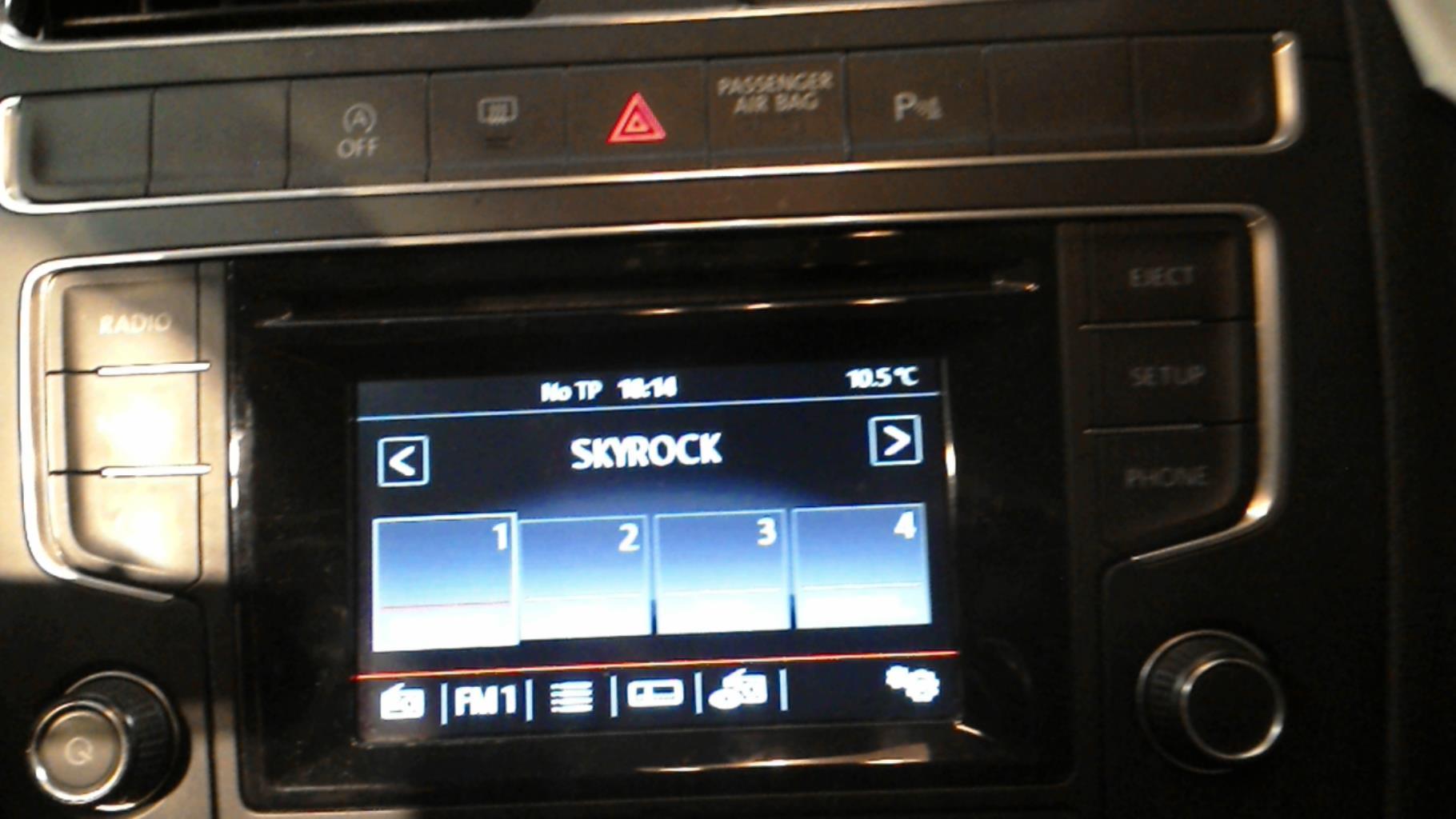 Autoradio originale VOLKSWAGEN POLO 5 PHASE 2 Diésel - 1